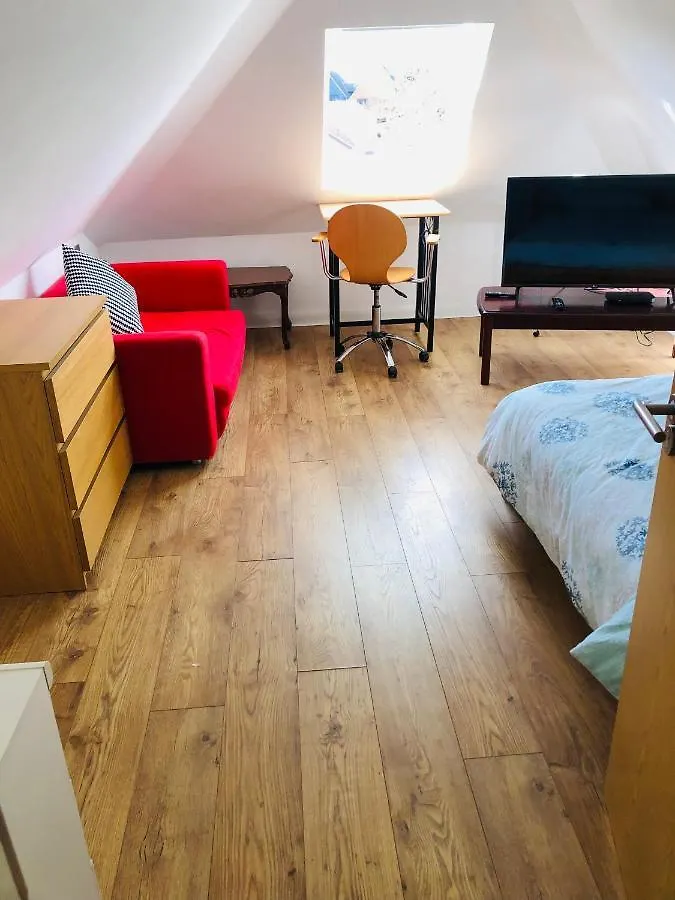 Amazing Quiet Garden House Near London Luton Airport Apartamento 0*, Luton (Bedfordshire) Reino Unido